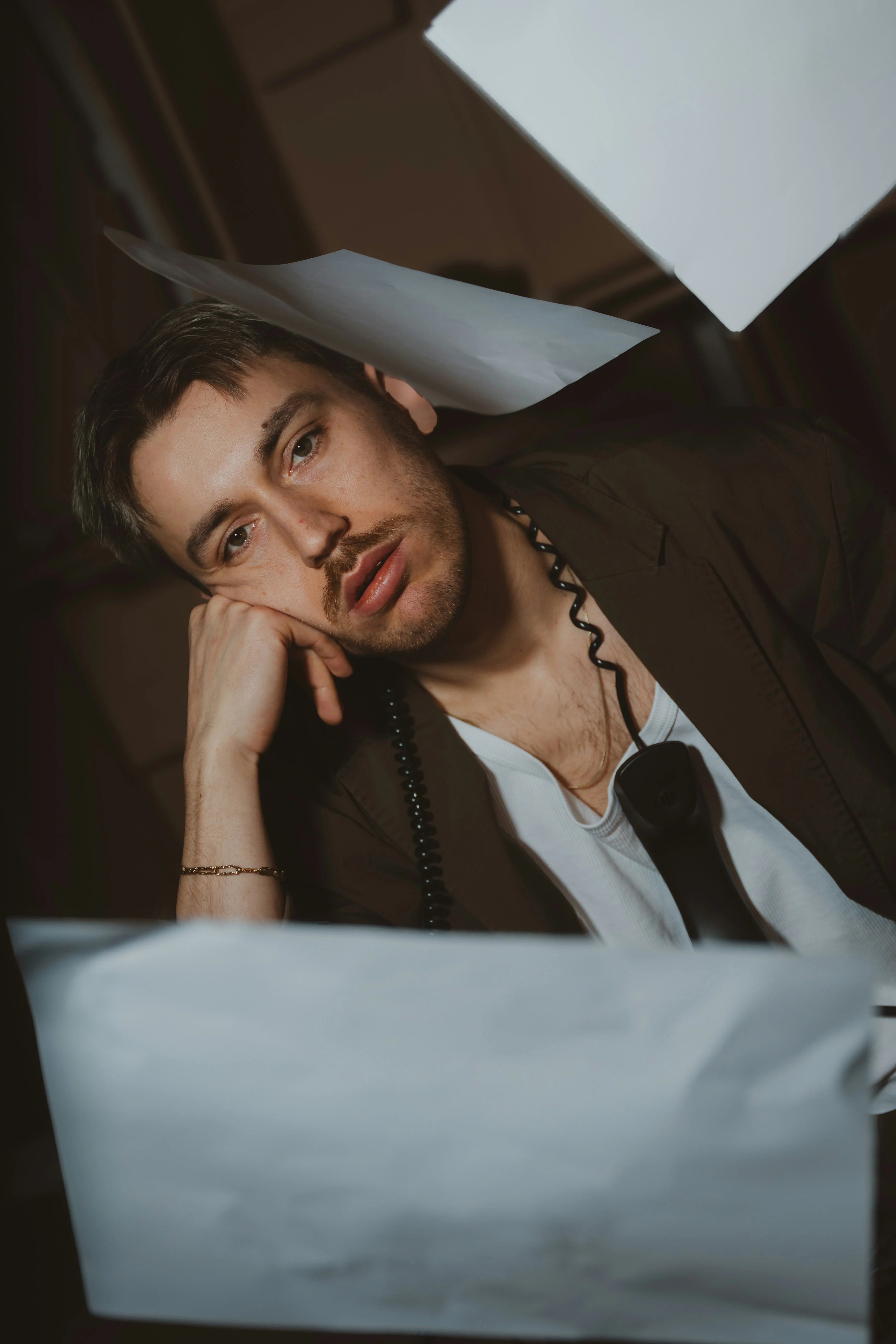 Papierchaos, Suchfrust und Zeitfresser: So sieht der Alltag vieler KMU aus